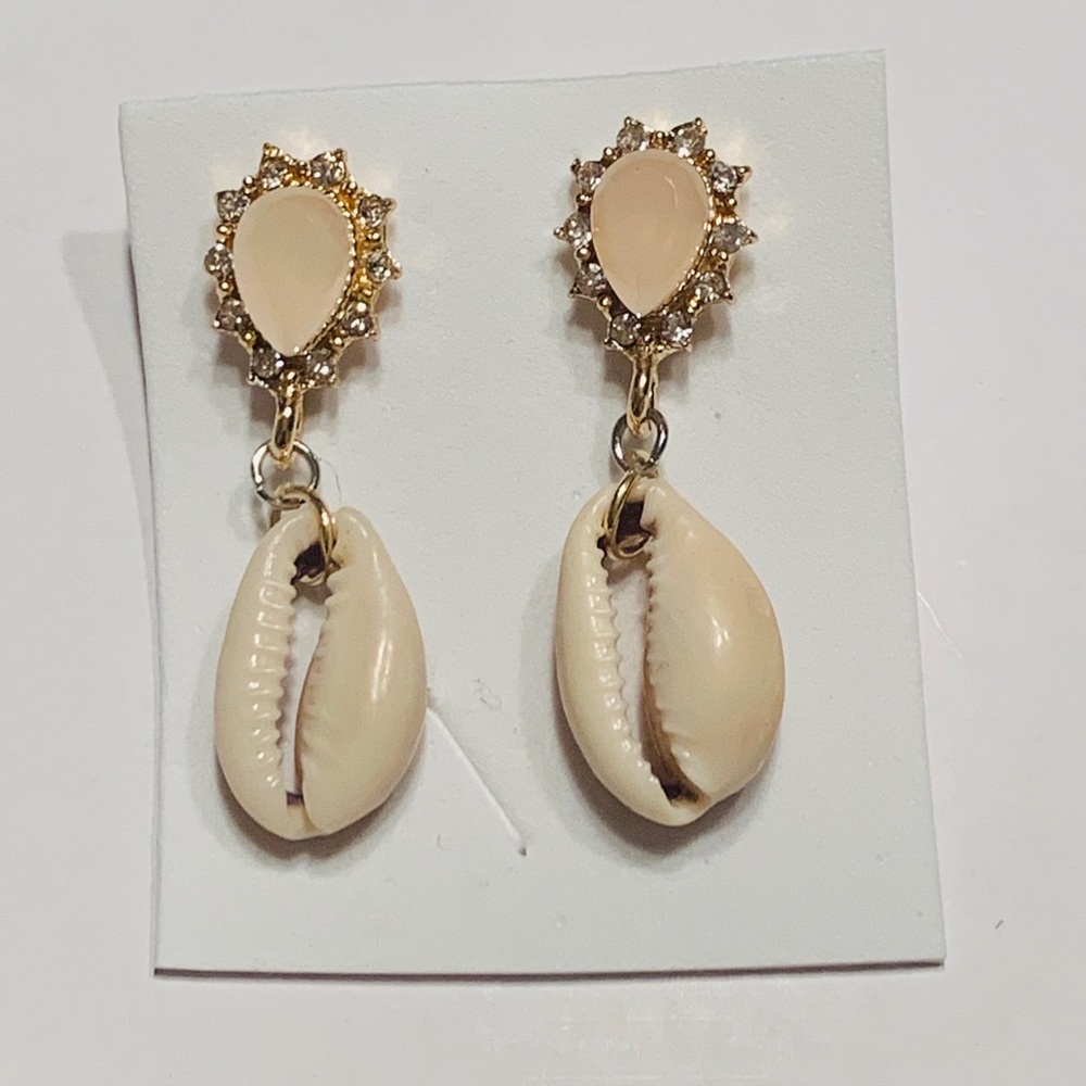 Cowrie Shell Earrings